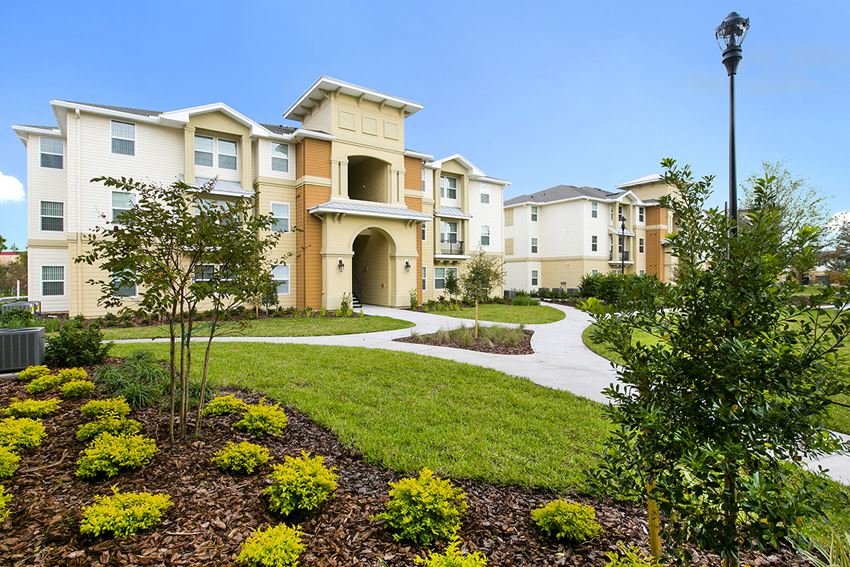 Osceola Bend Apartment Homes, 3201 Espinosa Drive, Kissimmee, FL RentCafe